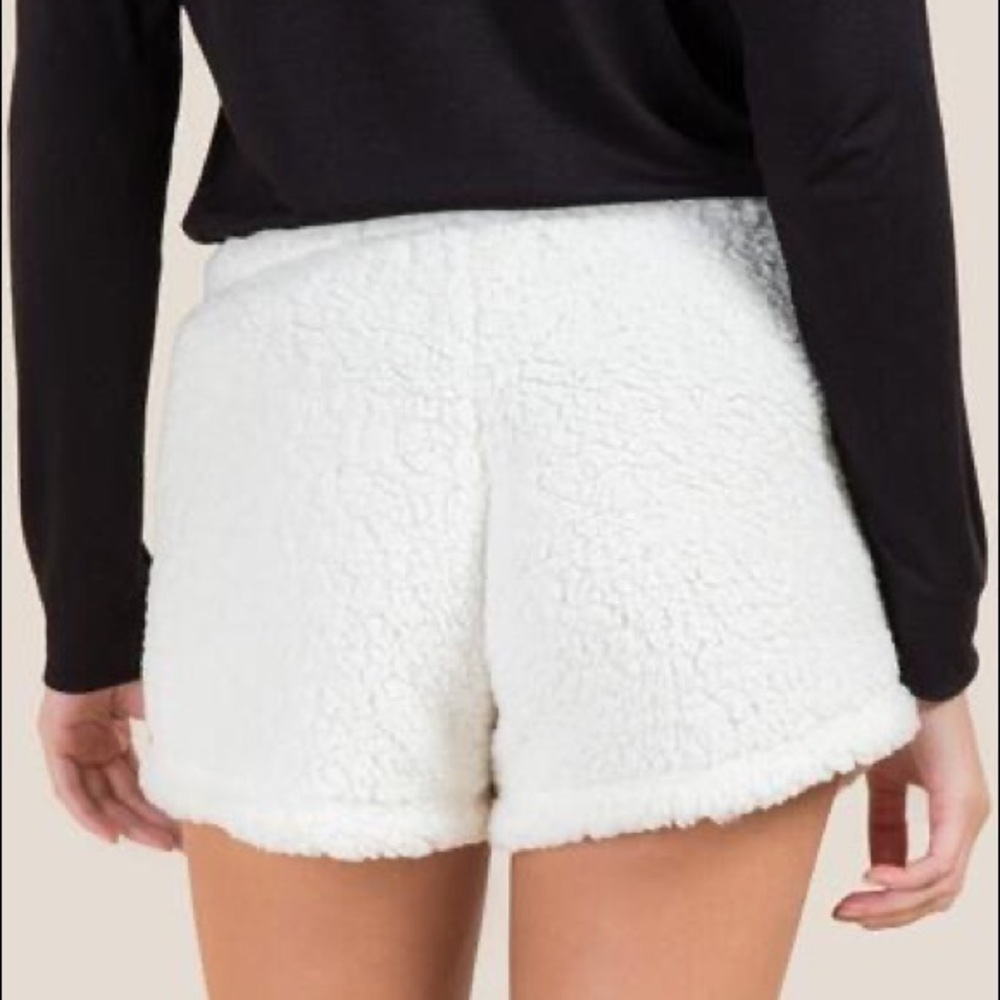 francescas sherpa white shorts NWT
